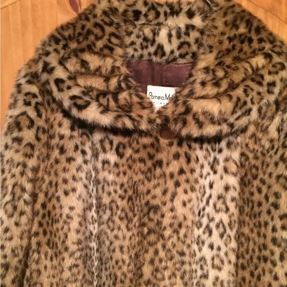 5543 Pamela McCoy Faux Leopard Fur Coat Full Length - Medium Super 